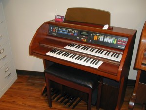 what were the lowrey organ models 18